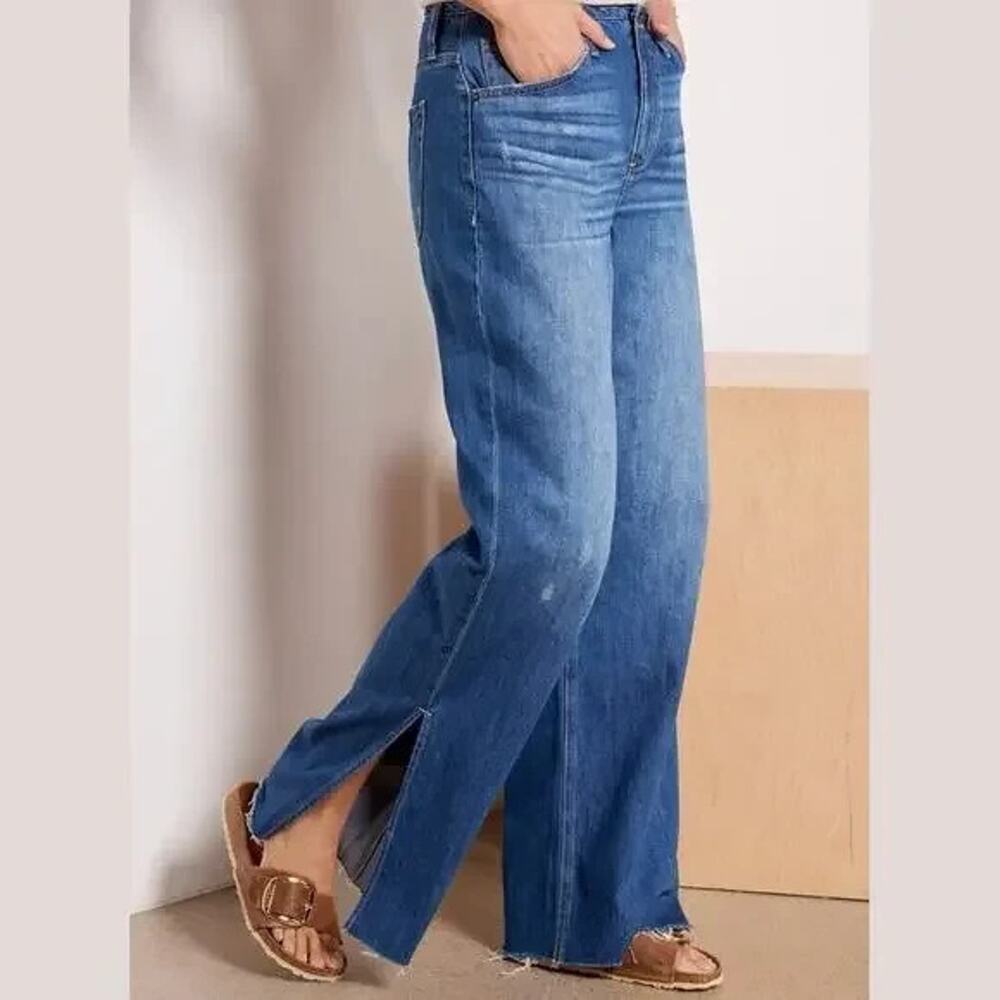 Evereve Women's size 31 Ever Slouchy High Rise Slit Leg Jean Medium Blue Wash